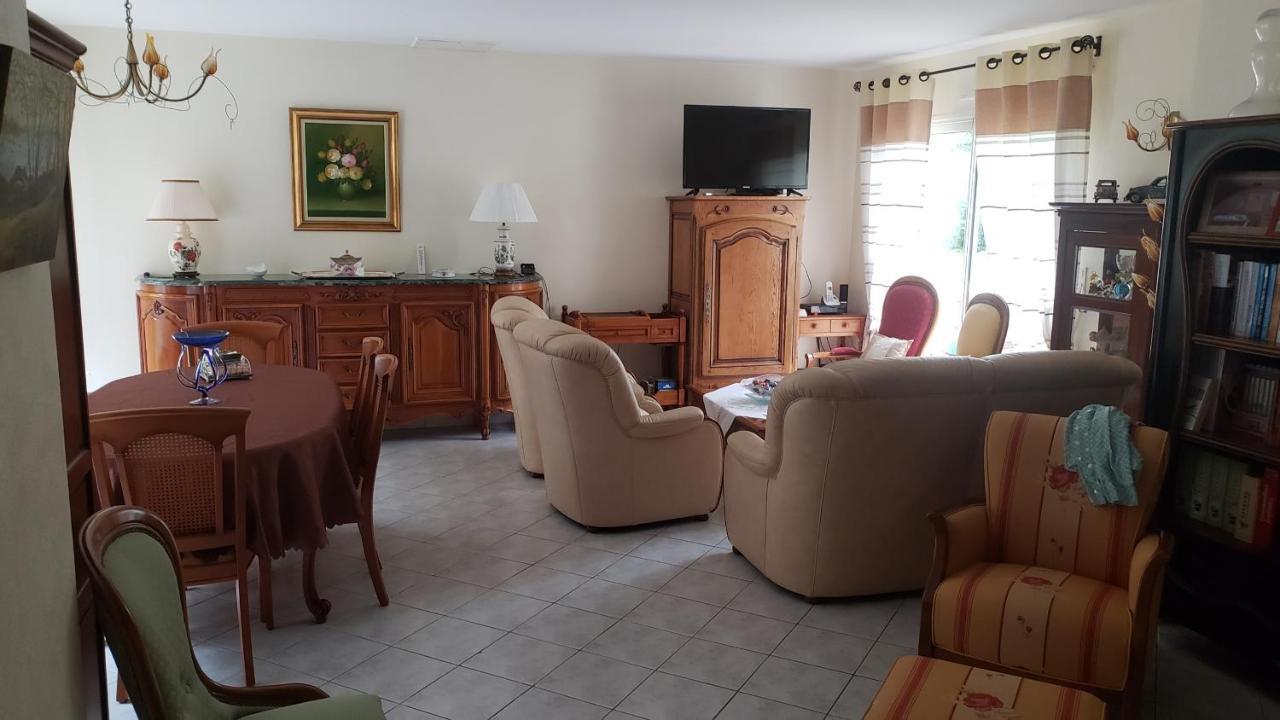 Le Calme Bed & Breakfast Plesse Luaran gambar